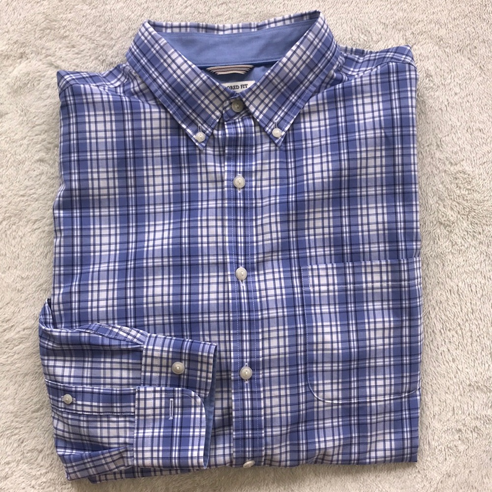 1905 Collection Tailored Fit Button Down Collar
